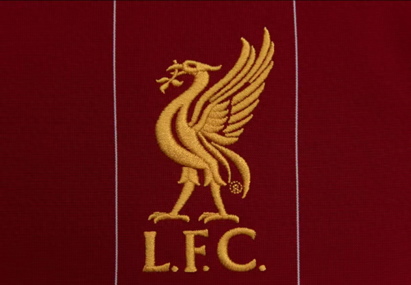 Khoảnh khắc đau lòng của Anfield: Nhà vô địch Premier League bị đình chỉ một phần do cái chết bất ng