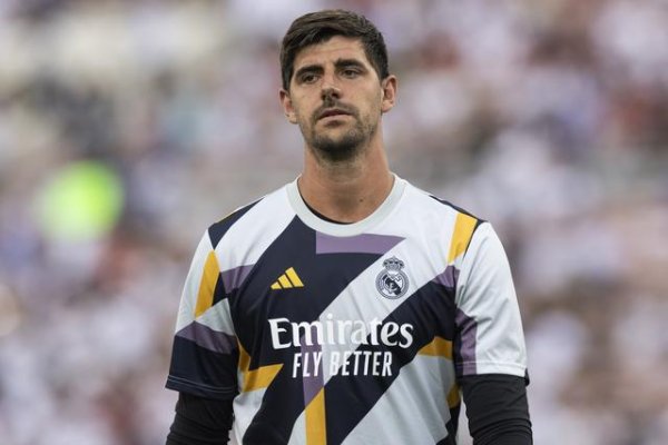 TA: Courtois đã ký hợp đồng 
