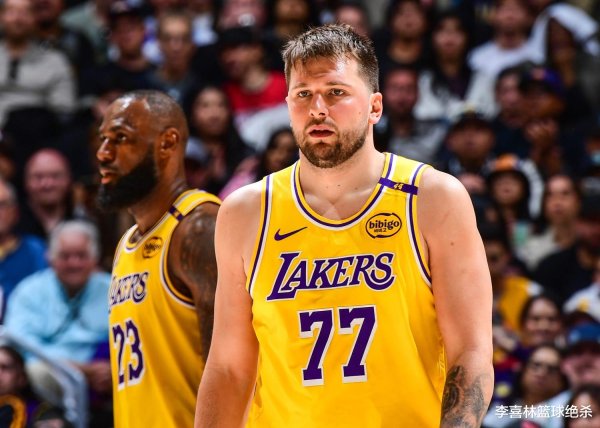 Những người Lakers sẽ mang đ